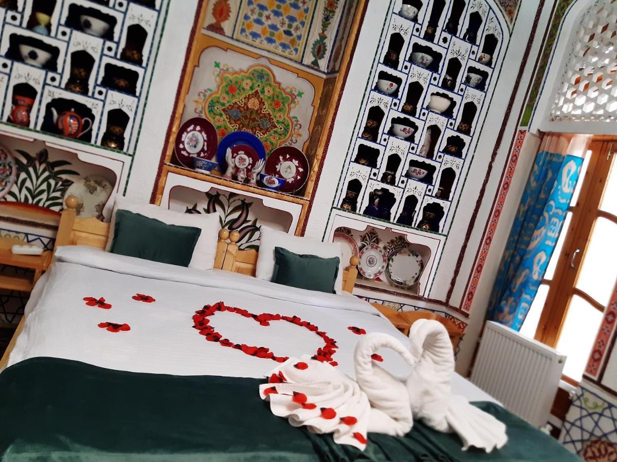 Hotel Rizqiro'Z Boutique Buxoro Luaran gambar