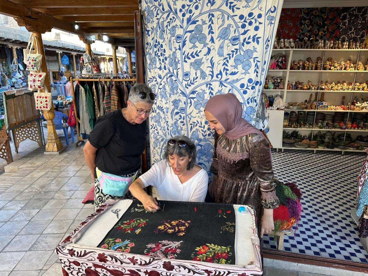 Hotel Rizqiro'Z Boutique Buxoro Luaran gambar