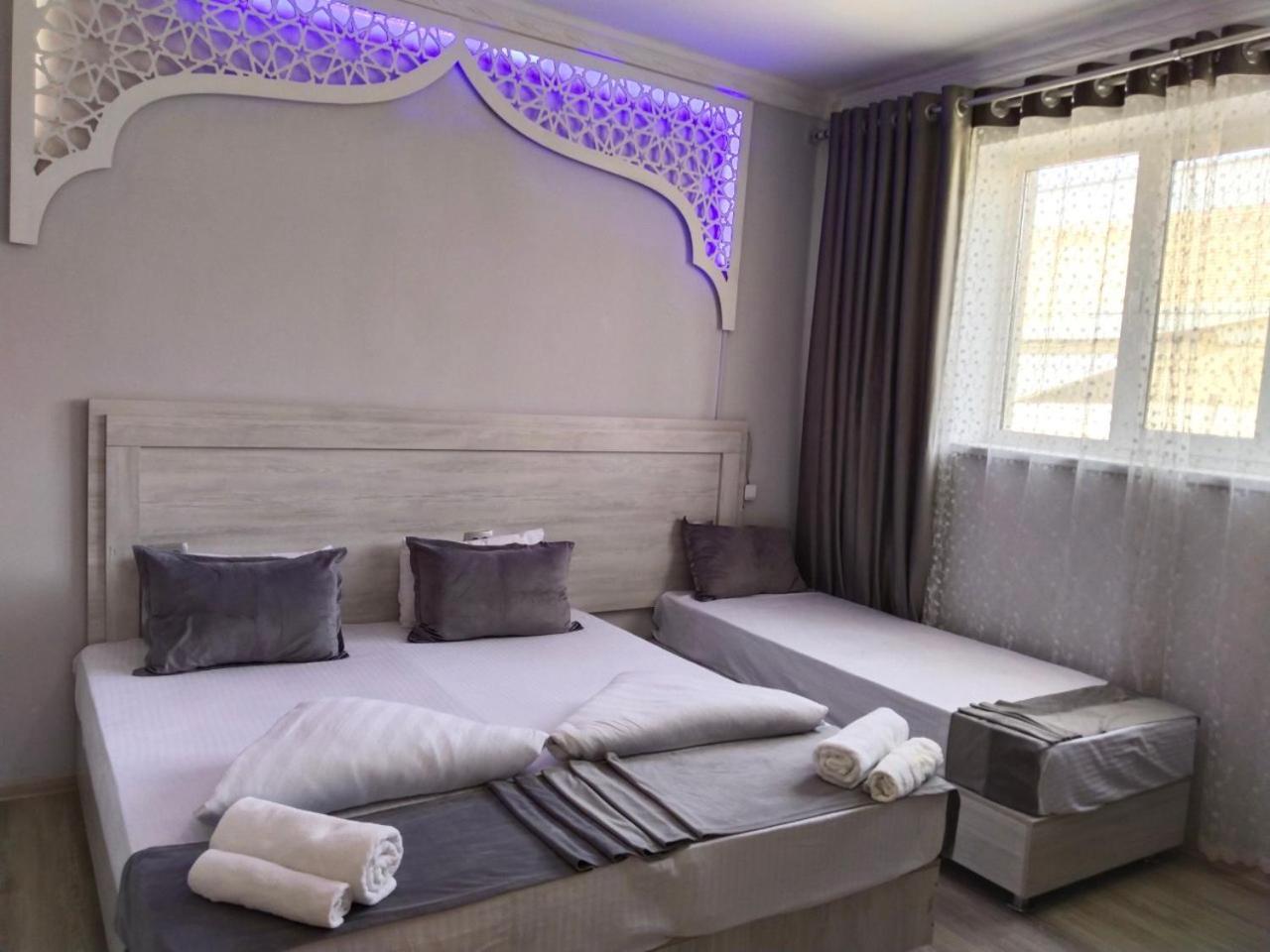 Hotel Rizqiro'Z Boutique Buxoro Luaran gambar